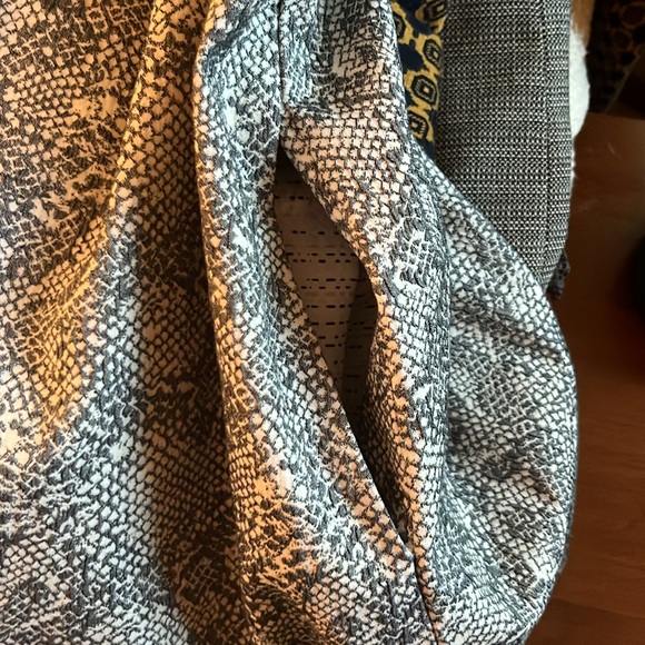 CAbi Camille snakeskin pattern jacket #3134 - Picture 8 of 8